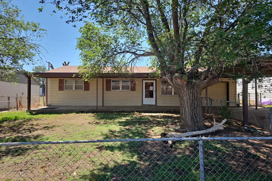 3806 Mesa Verde Dr Amarillo, TX 79107, Potter County