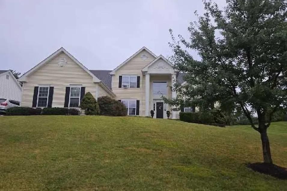 1002 Polo Downs Dr Chesterfield, MO 63017, St. Louis County