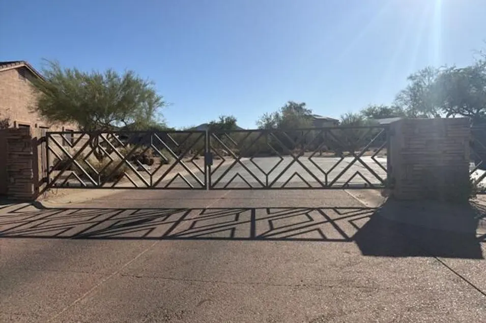 3225 N Boulder Cyn Mesa, AZ 85207, Maricopa County