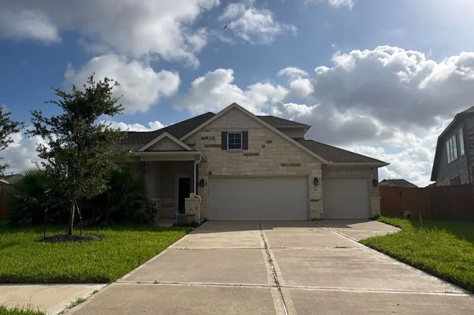 1621 Black Oak Dr Rosharon, TX 77583, Brazoria County