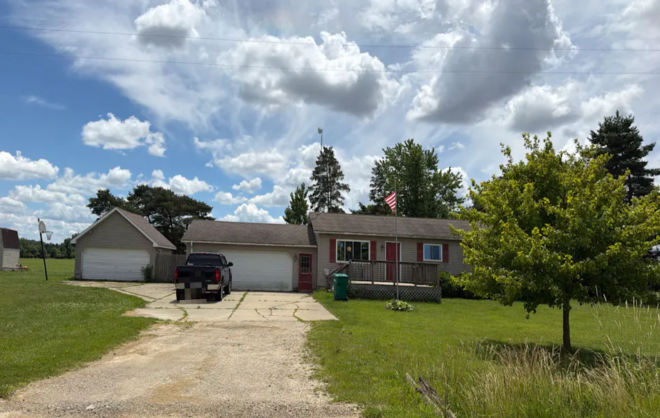 8050 Middleton Rd Corunna, MI 48817, Shiawassee County
