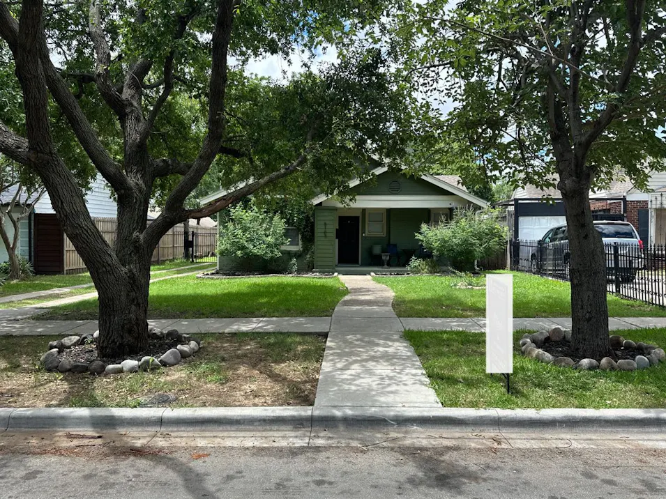 5107 Denton Dr Dallas, TX 75235, Dallas County