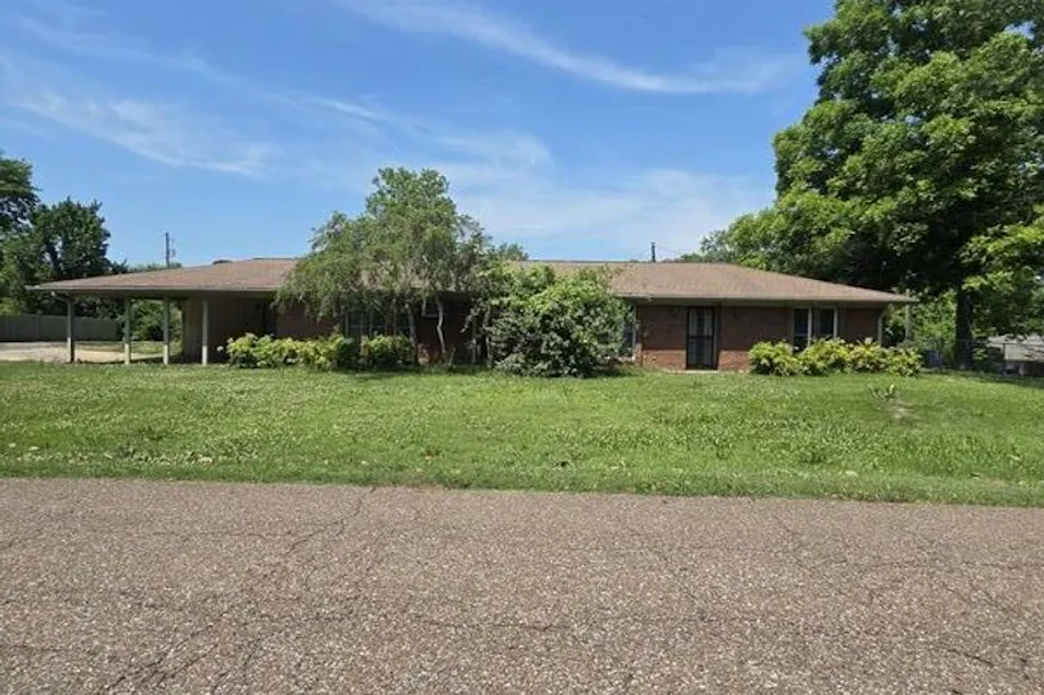 77 Choctaw Road Starkville, MS 39759, Oktibbeha County