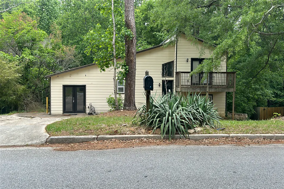 6817 Red Maple Dr Rex, GA 30273, Clayton County