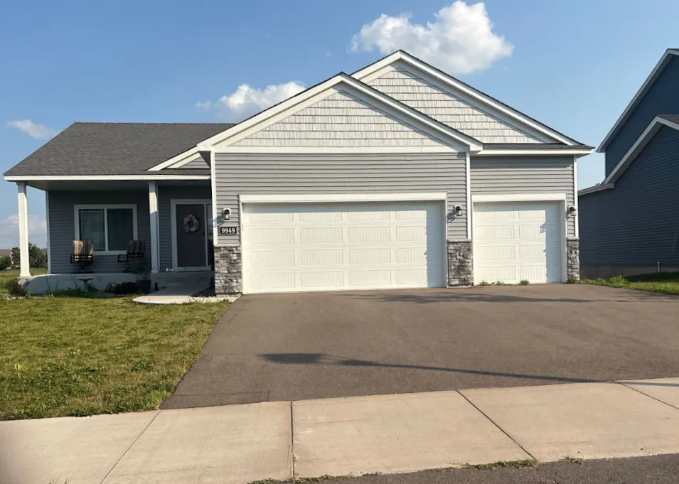 9949 32nd Street NE Saint Michael, MN 55376, Wright County