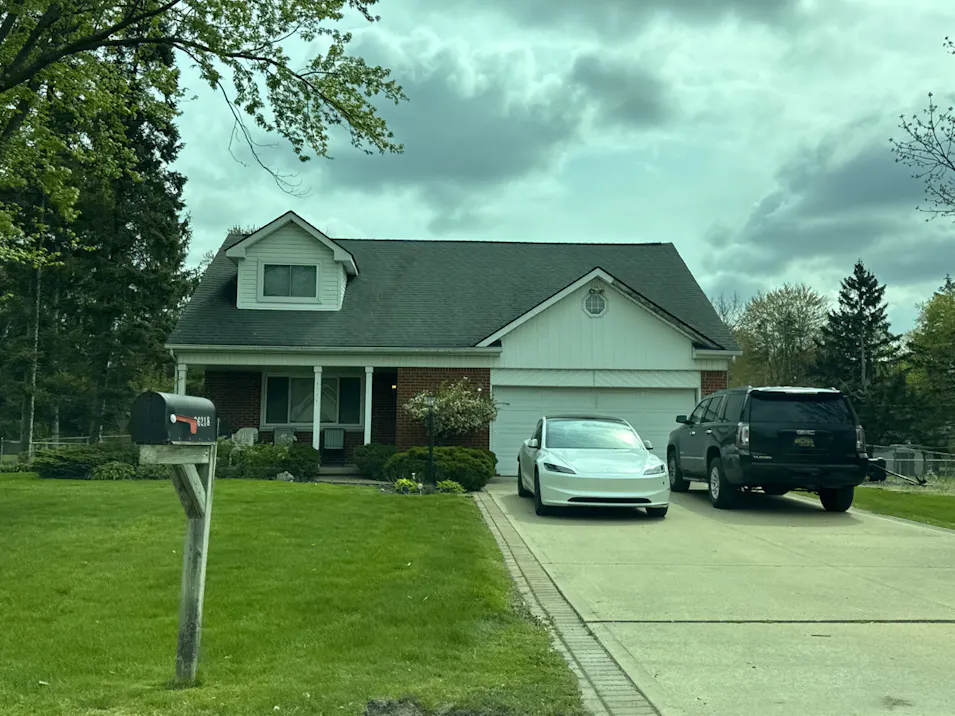 36218 Paddock Dr Clinton Township, MI 48035, Macomb County