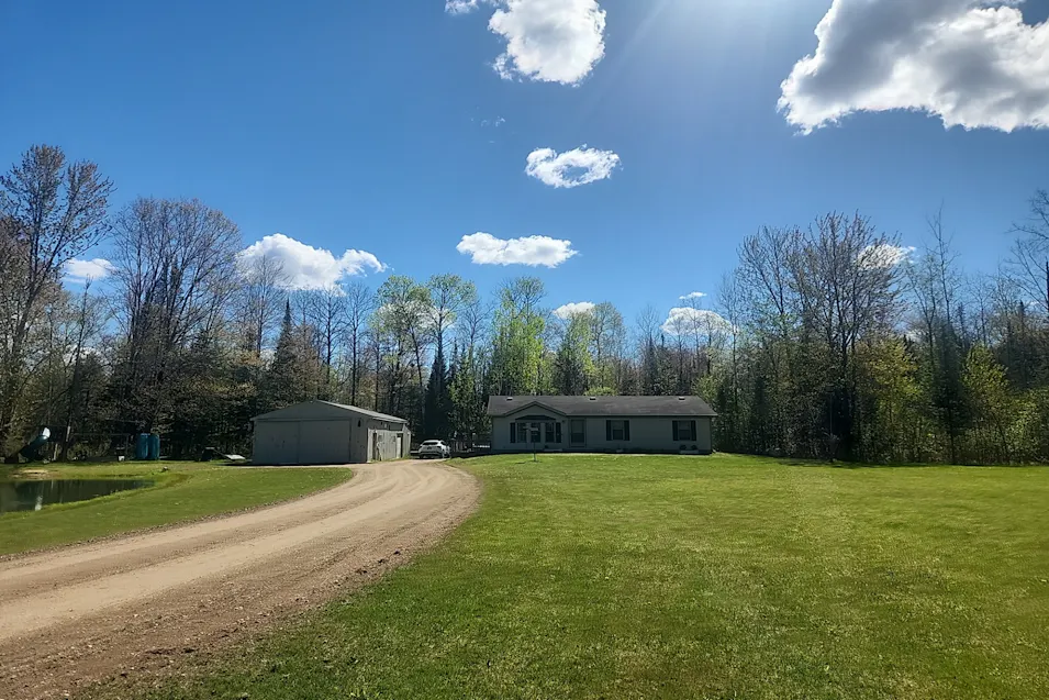 2121 Andy Ln Beaverton, MI 48612, Gladwin County