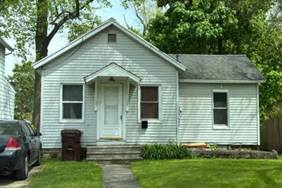 1408 Christopher St Lansing, MI 48906, Ingham County