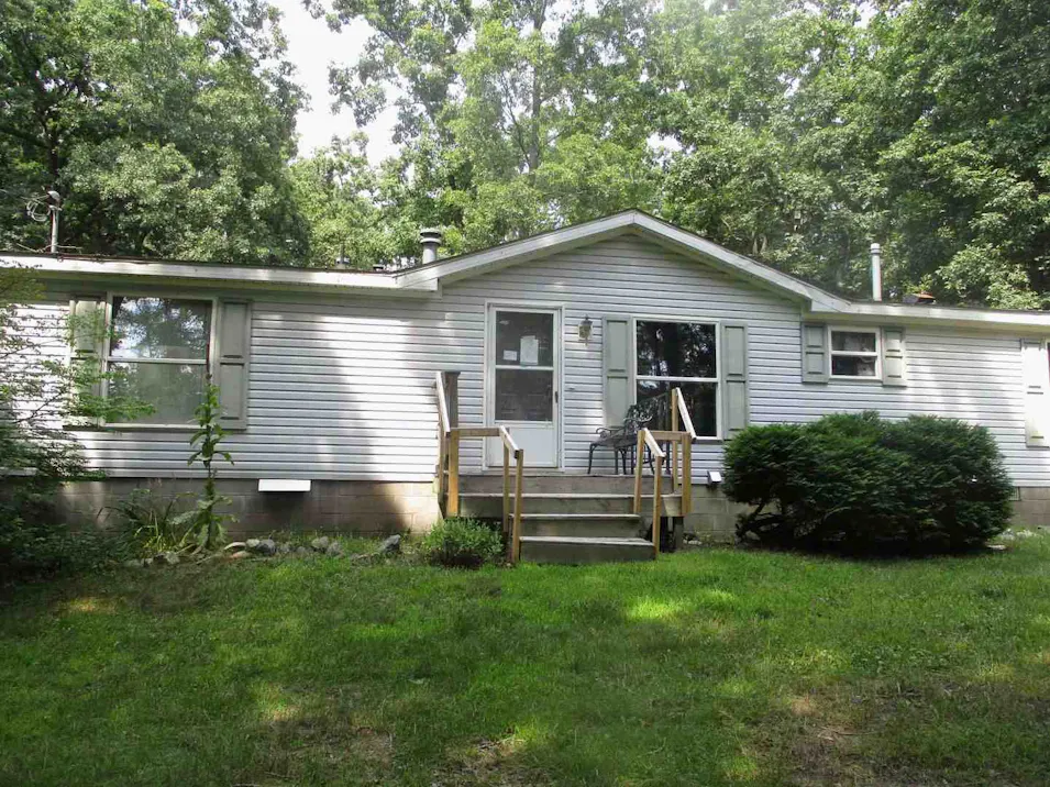 3373 132nd Ave Hopkins, MI 49328, Allegan County