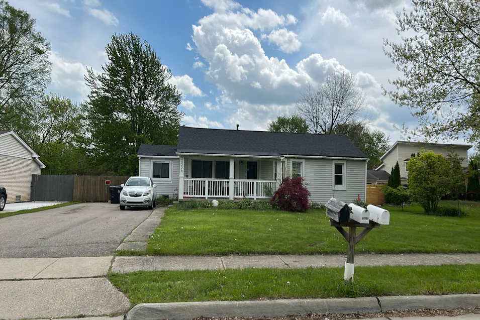 20226 Homeland St Roseville, MI 48066, Macomb County