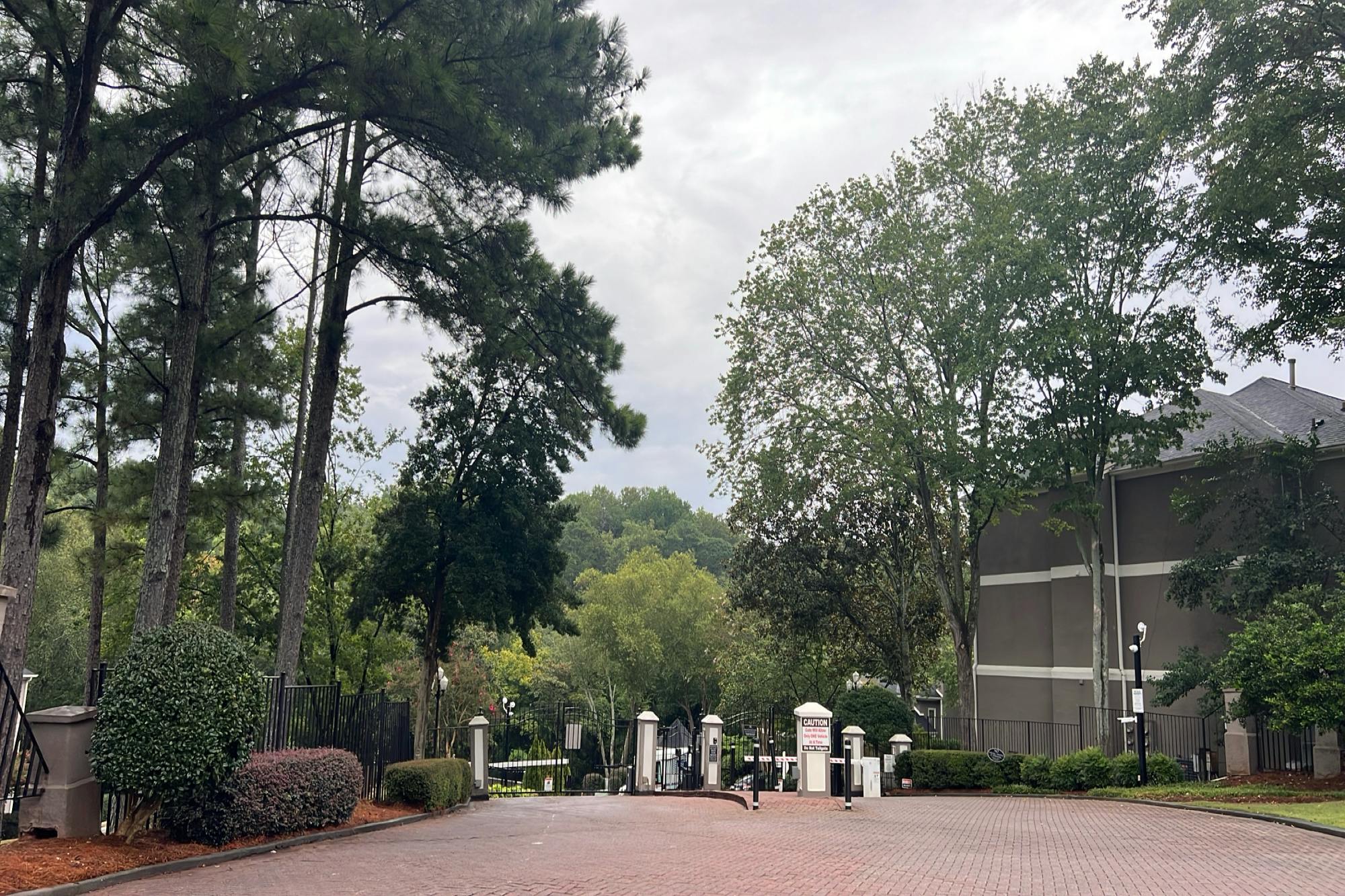 Saint Claire Ln, Atlanta, GA 30324