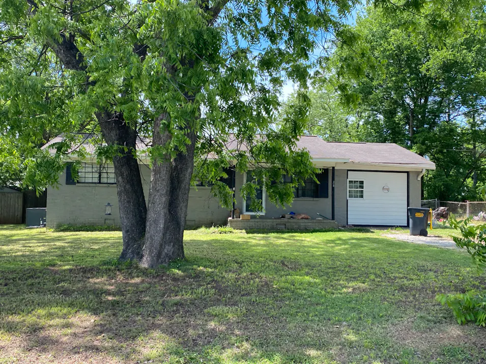 28 Sivley Drive Falkville, AL 35622, Morgan County