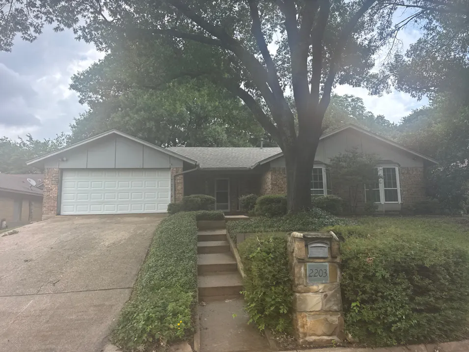 2203 Valleydale Dr Arlington, TX 76013, Tarrant County