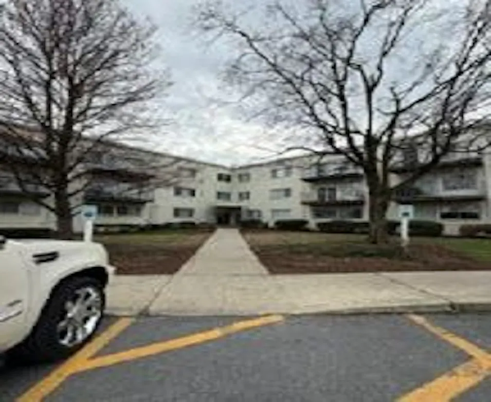 1009 Chillum Road 206 Hyattsville, MD 20782, Prince George's County