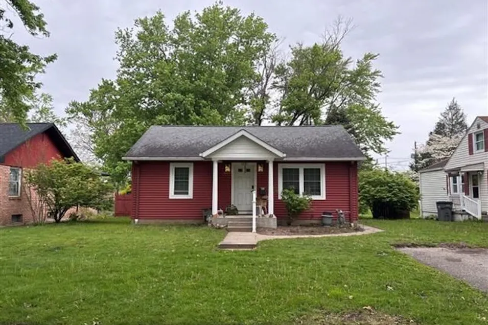 1425 Clarendon Ave Niles, MI 49120, Berrien County