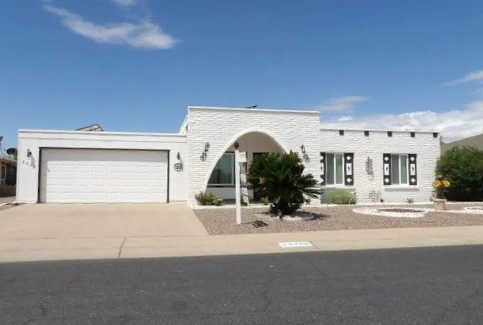 9240 W Hidden Valley Ln Sun City, AZ 85351, Maricopa County