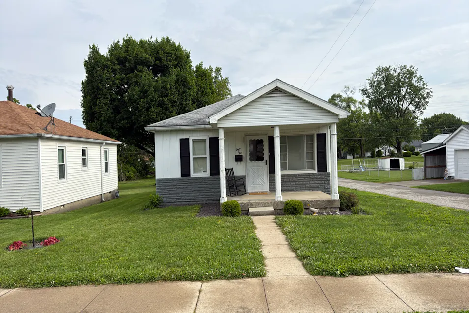 302w 2nd St Greensburg, IN 47240, Decatur County