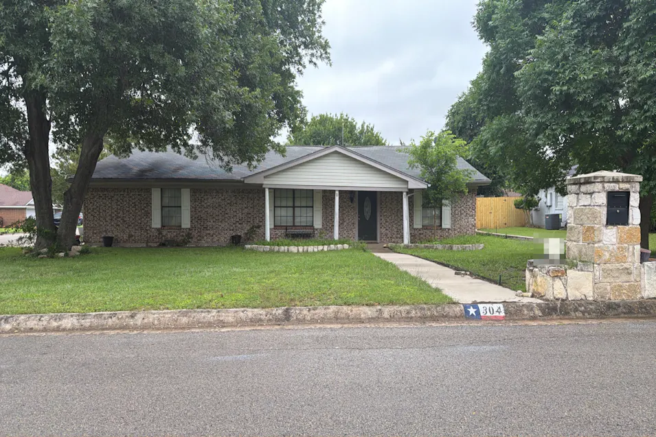 304 Childers Avenue Benbrook, TX 76126, Tarrant County
