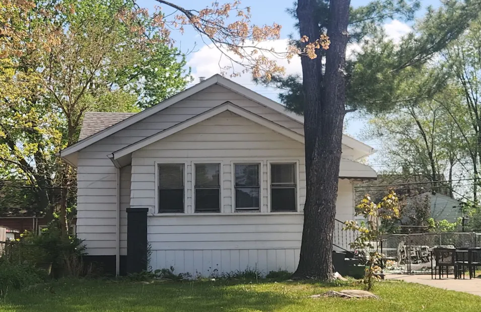 23400 Hoover Ave Hazel Park, MI 48030, Oakland County