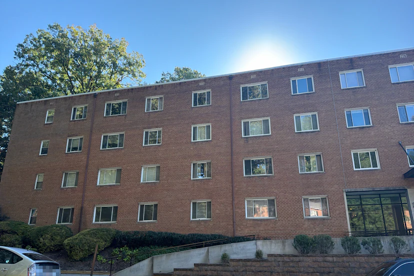 95 E Wayne Ave