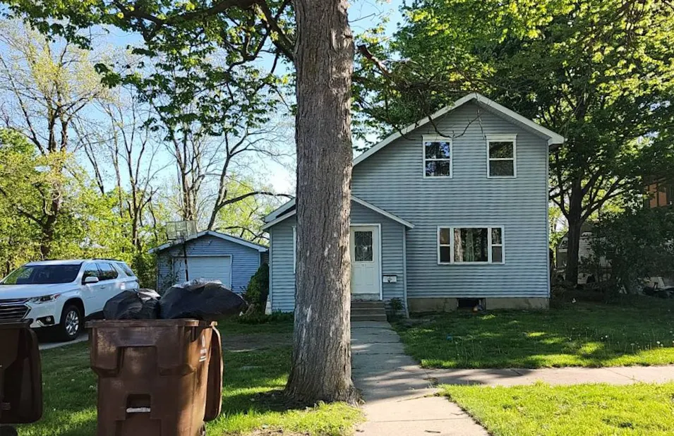 517 James St Portland, MI 48875, Ionia County