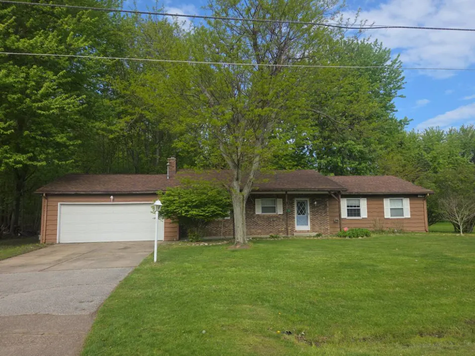 5564 Newton Ave Coloma, MI 49038, Berrien County