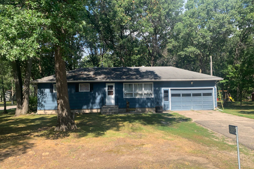 13895 Glenwood Dr
