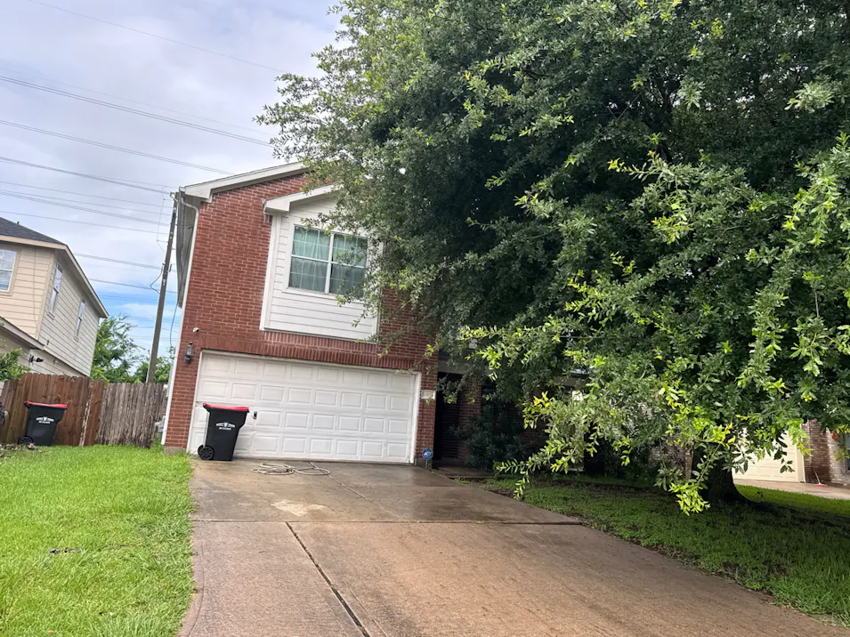 11931 Green Coral Dr Houston, TX 77044, Harris County