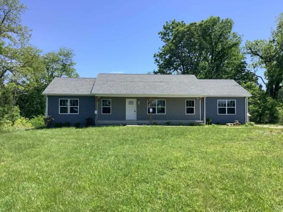 1122 Gaines Rd Brandenburg, KY 40108, Meade County