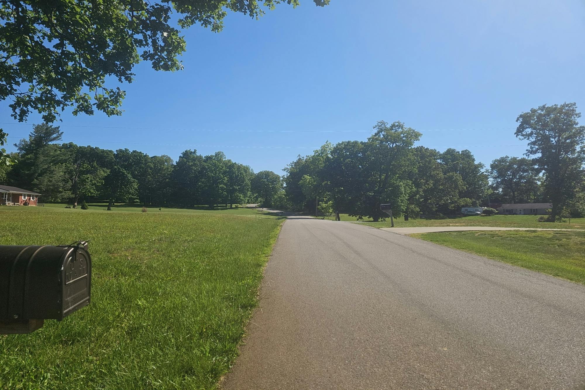 Gaines Rd, Brandenburg, KY 40108