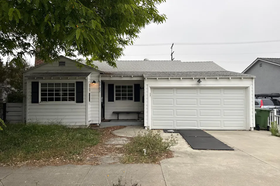 3962 McLaughlin Ave Los Angeles, CA 90066, Los Angeles County