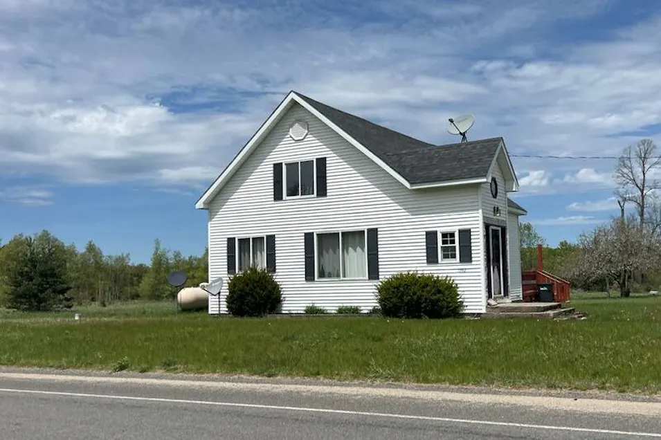 1742 W Moorestown Rd Lake City, MI 49651, Missaukee County