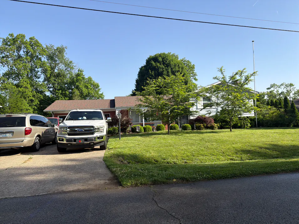 3811 Goldstein Ln Louisville, KY 40272, Jefferson County