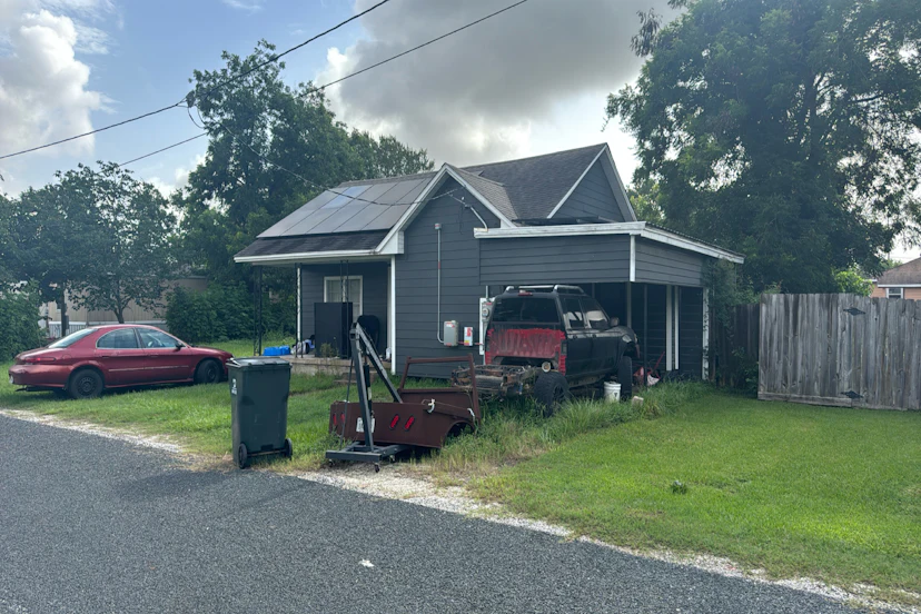 215 Olive St