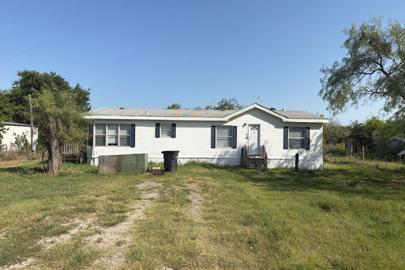 9428 Kelly Ln