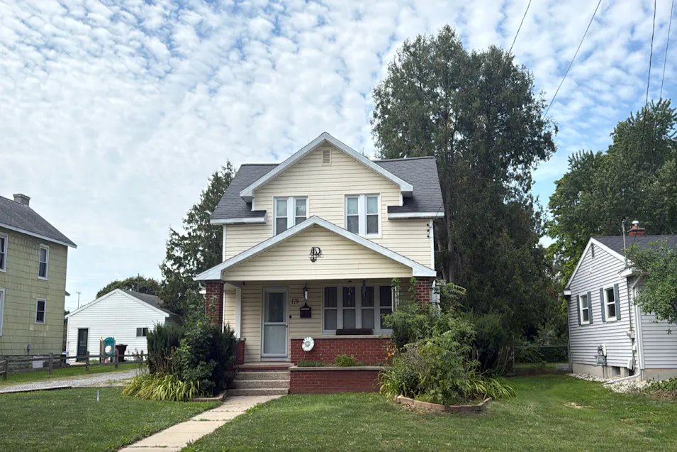 179 S State St Sparta, MI 49345, Kent County