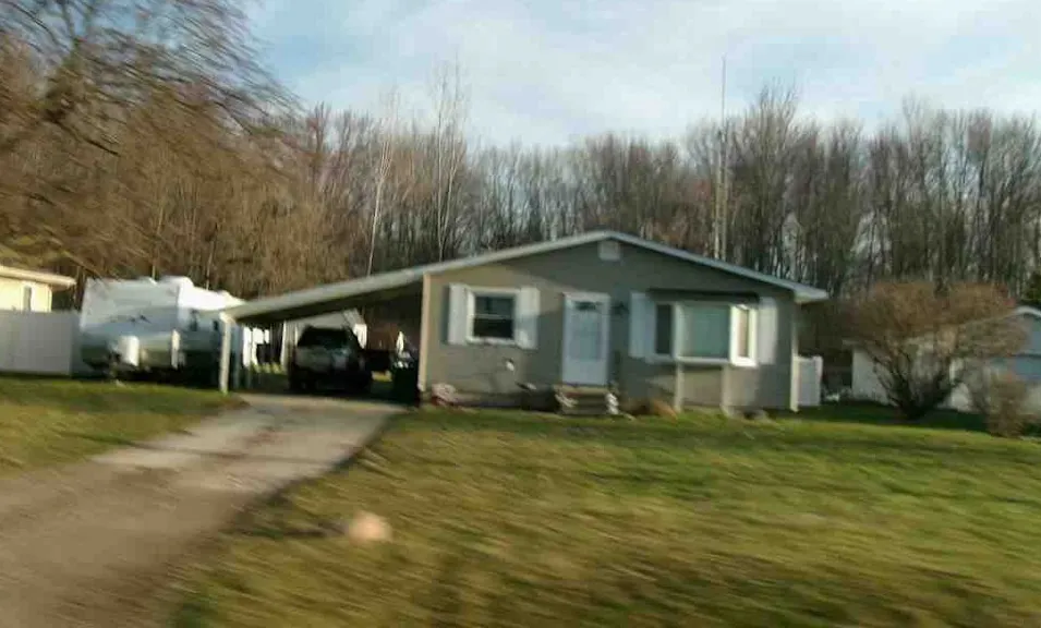 5477 Hopkins Rd Flint, MI 48506, Genesee County