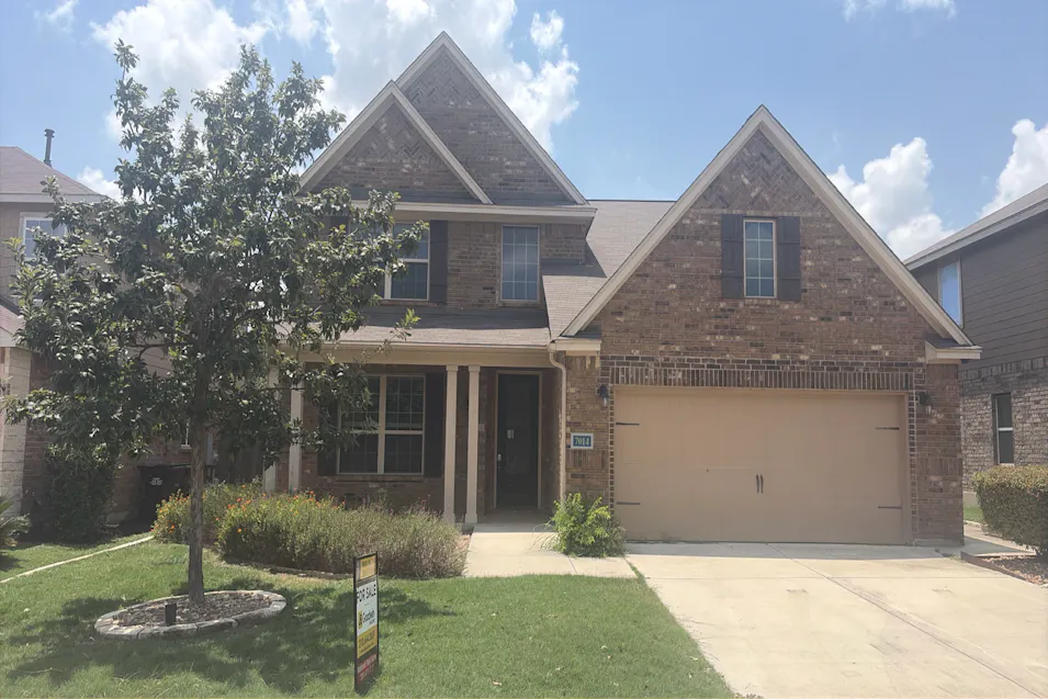 7014 Laguna Beach Converse, TX 78109, Bexar County