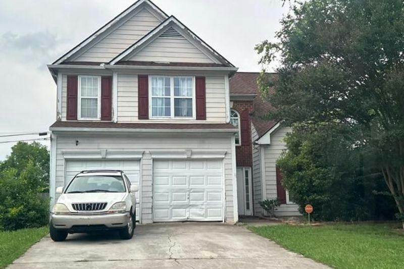 Woodbine Pl, Riverdale, GA 30296