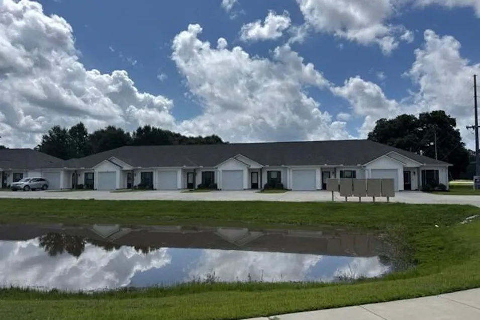 8739 Lockhart Rd Denham Springs, LA 70726, Livingston County