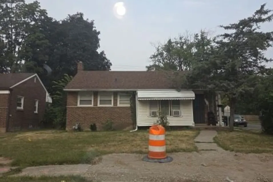 17707 Plainview Ave Detroit, MI 48219, Wayne County