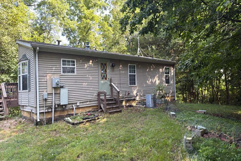 2275n 950 E Lafayette, IN 47905, Carroll County