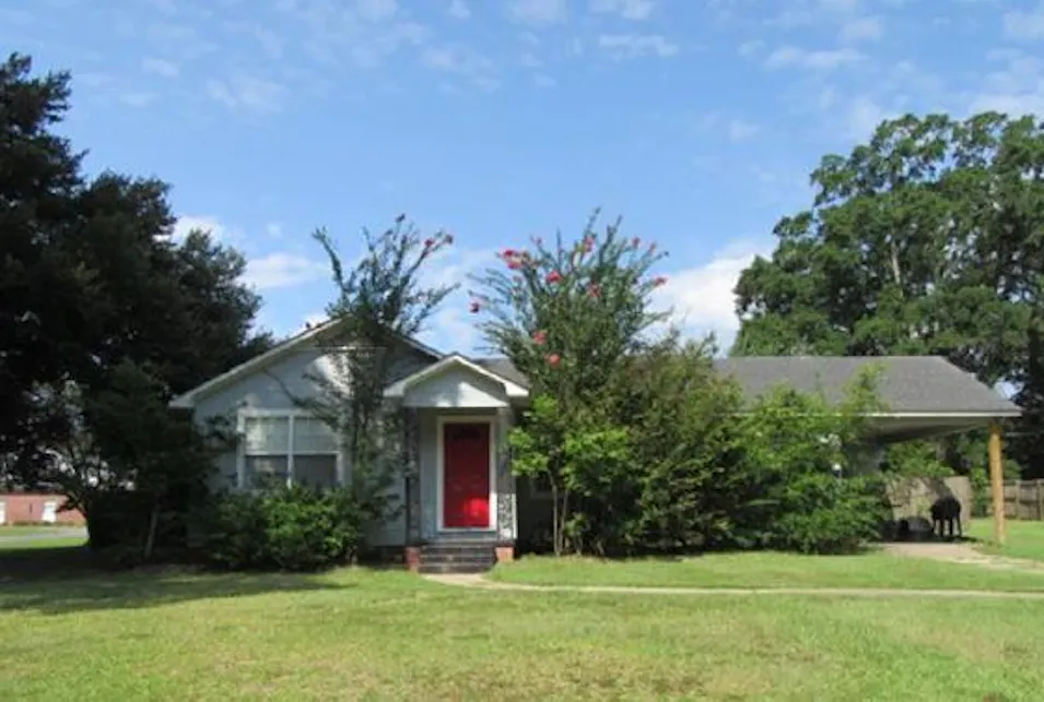 106 Hood Ave Quitman, MS 39355, Clarke County