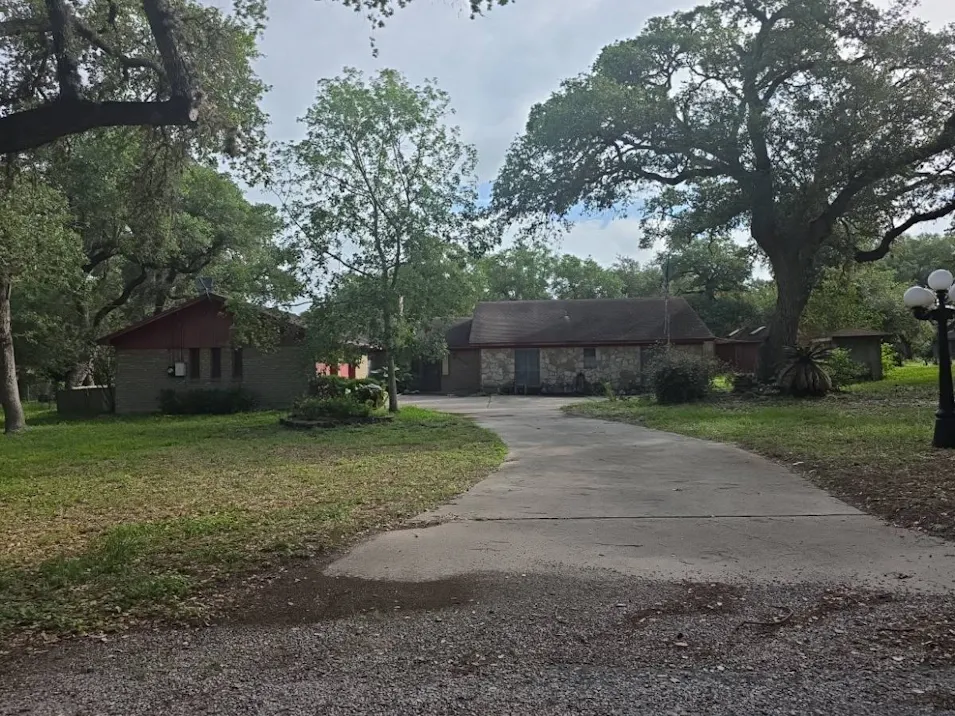 408 Royal Oak Street Victoria, TX 77905, Victoria County