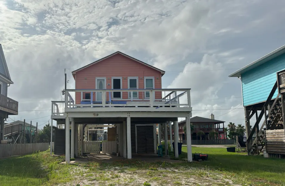 710 Seashell Dr Freeport, TX 77541, Brazoria County