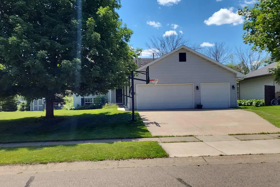 950 Herbert St Jordan, MN 55352, Scott County