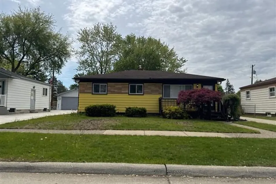 14872 Eleanor Ave Warren, MI 48089, Macomb County