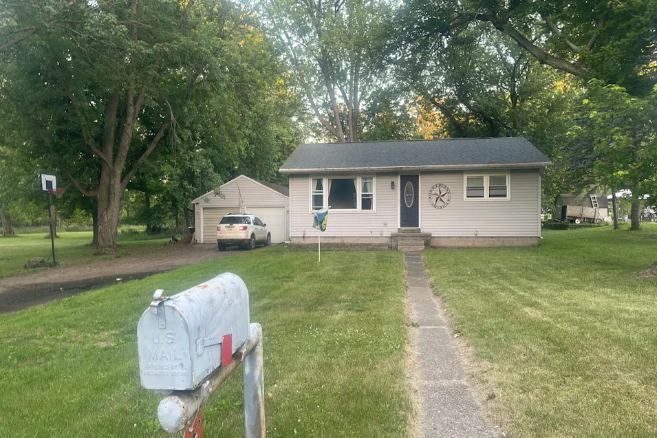 917 Forest St Charlotte, MI 48813, Eaton County