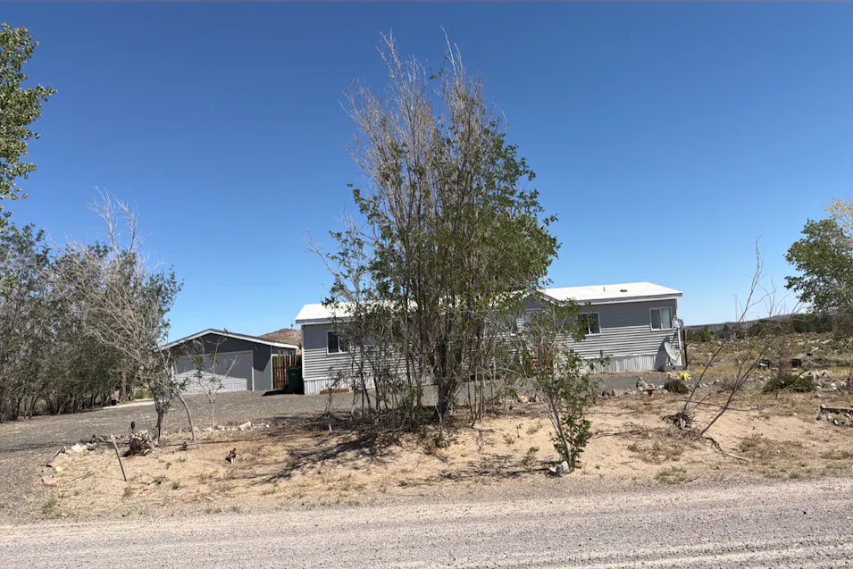 2590 E 4th St Silver Springs, NV 89429, Lyon County
