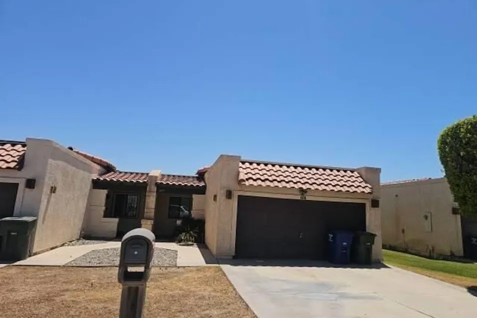 617 W 37th Pl Yuma, AZ 85365, Yuma County